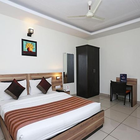 Capital O 1391 Hotel Pushpa Vilas Ghaziabad Esterno foto
