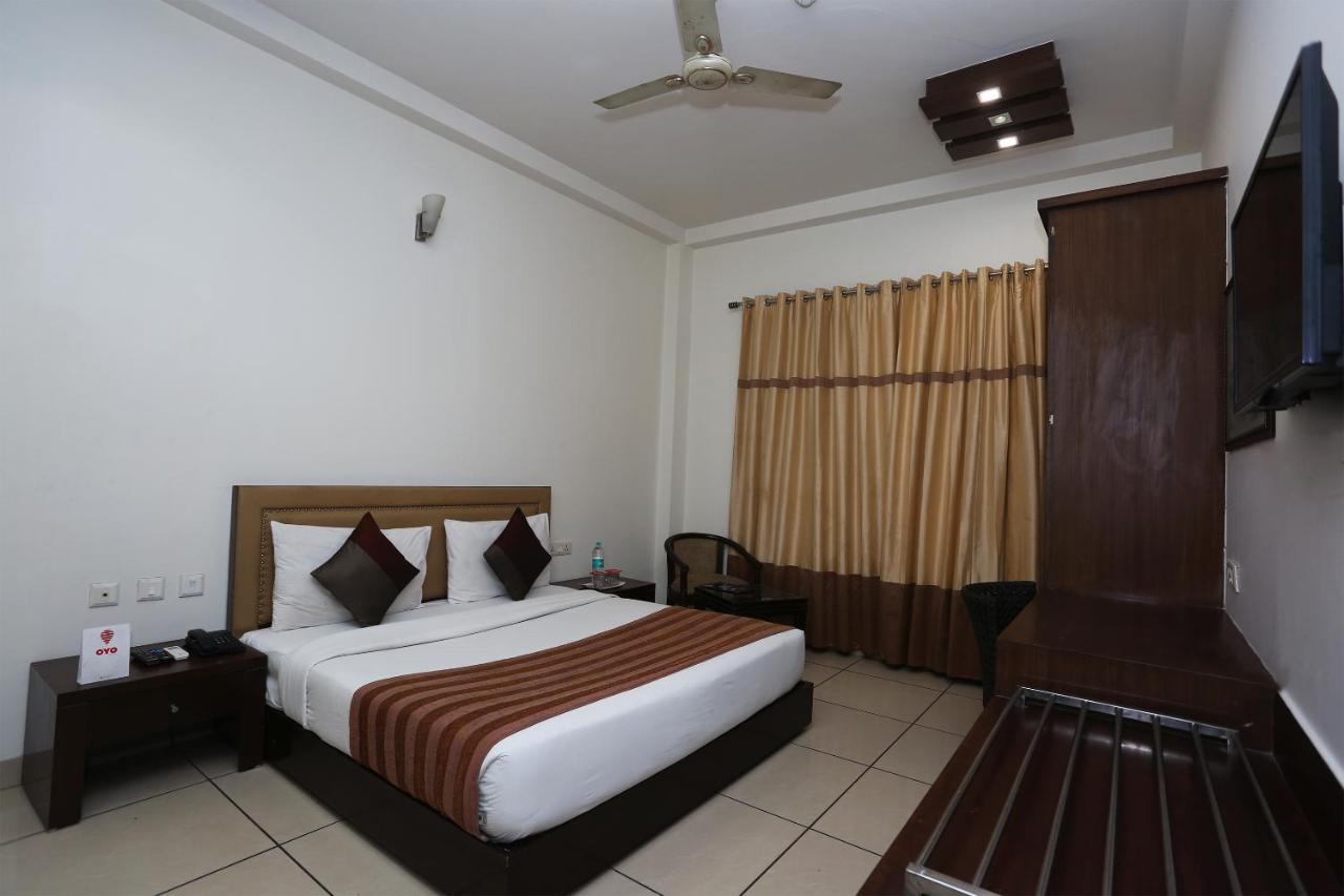 Capital O 1391 Hotel Pushpa Vilas Ghaziabad Esterno foto